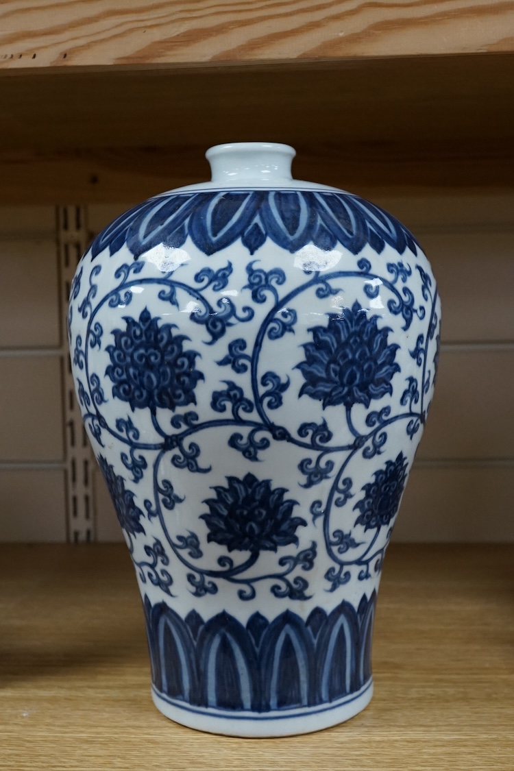 A Chinese blue and white meiping, 28cm high